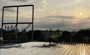 Composite metal deck and load-bearing cold-formed steel (CFS) wall panels support Hotel Henrietta's accelerated construction schedule.